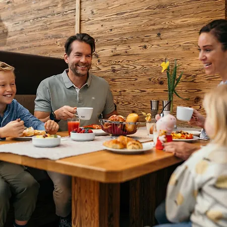 Hotel Familienresort Buchau Maurach (Achensee)