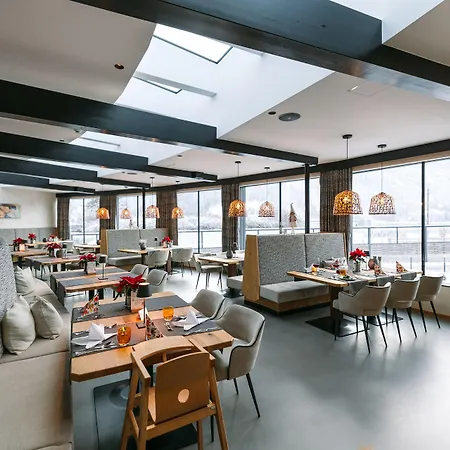 호텔 Familienresort Buchau 마우라흐