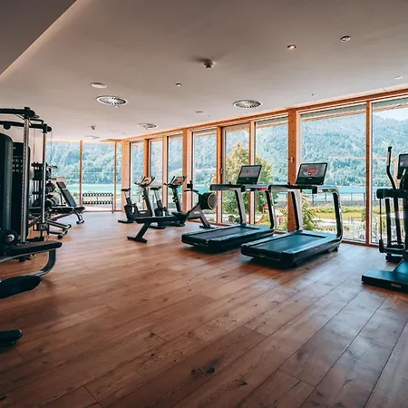 Familienresort Buchau מלון 4*