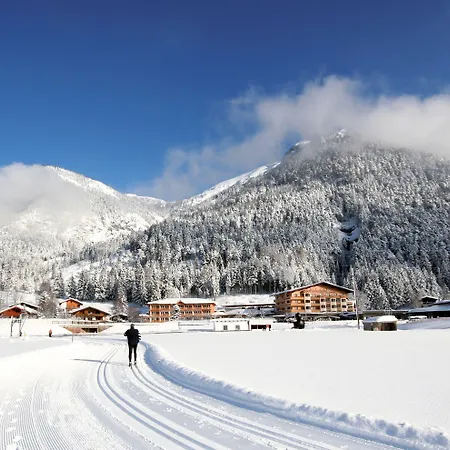 酒店 Familienresort Buchau