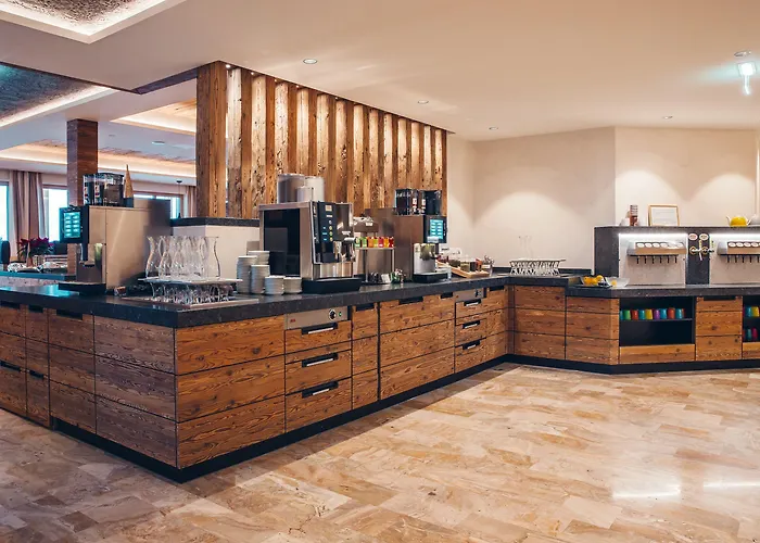 Otel Familienresort Buchau Maurach (Achensee)