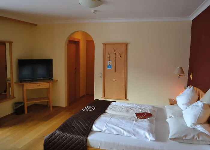 Otel Familienresort Buchau 4*