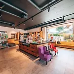 ホテル Familienresort Buchau マウラッハ