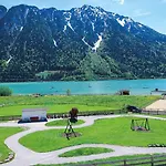 ホテル Familienresort Buchau 4*