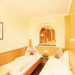 Familienresort Buchau 4* マウラッハ