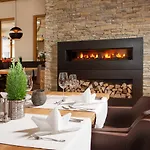 Familienresort Buchau 4*